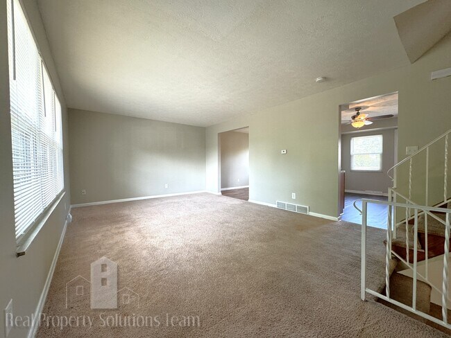 Foto del edificio - 3044 Easthaven Dr