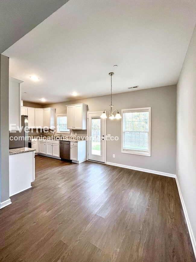 Building Photo - 1112 Prospect Ct