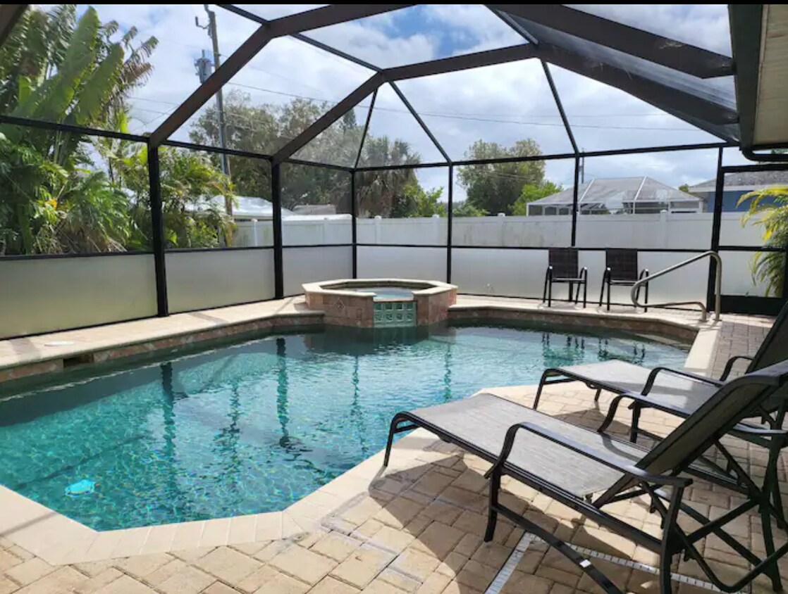 3623 SW 6th Pl, Cape Coral, FL 33914 House for Rent in Cape Coral, FL