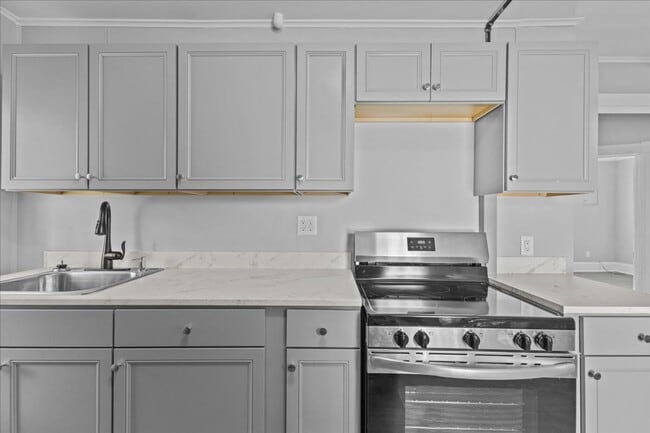 Photo - 410 St Paul St Apartment