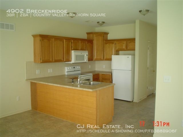 Building Photo - 4902 Breckenridge Ave