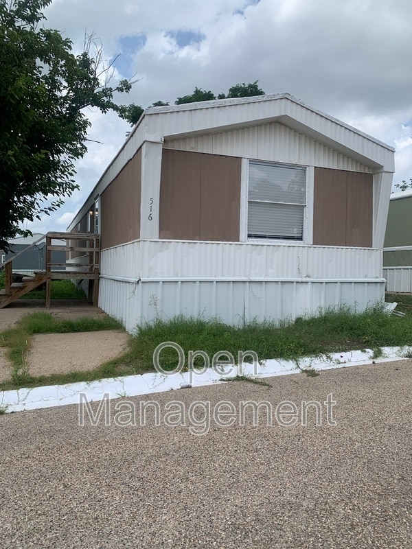 Building Photo - 2501 Martin Luther King Dr