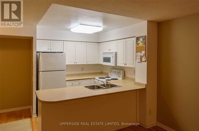 Building Photo - 9 Northern Heights Dr