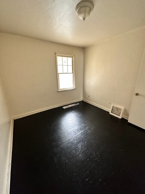 Building Photo - 6449 Myron Ave