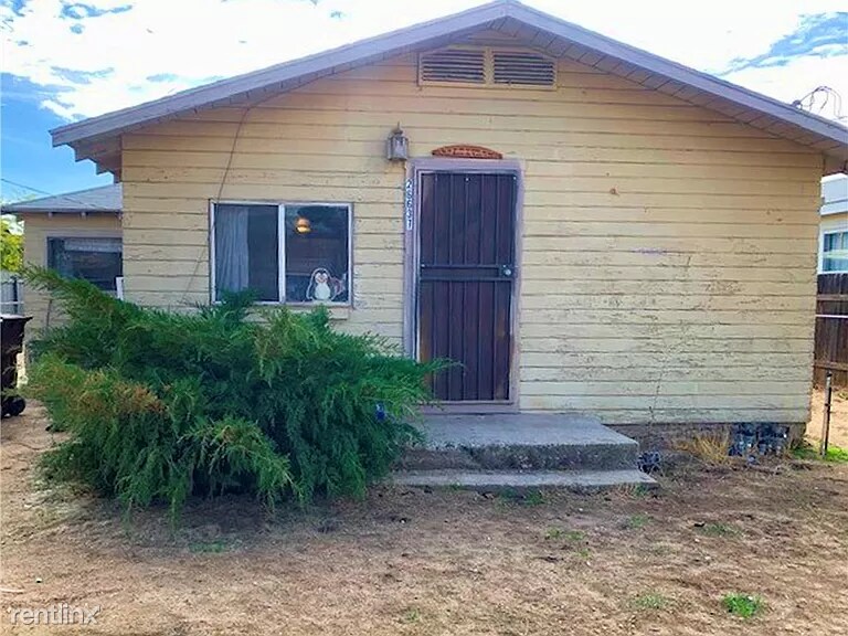 Primary Photo - 2 br, 1 bath House - 26637 Sparks St