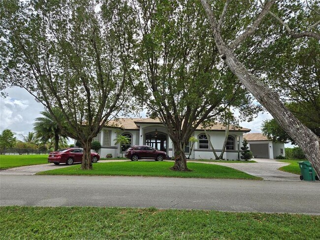 Building Photo - 15342 SW 17th St