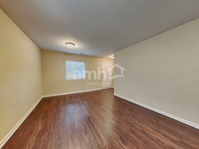 Foto del edificio - 3345 Wiliton Way