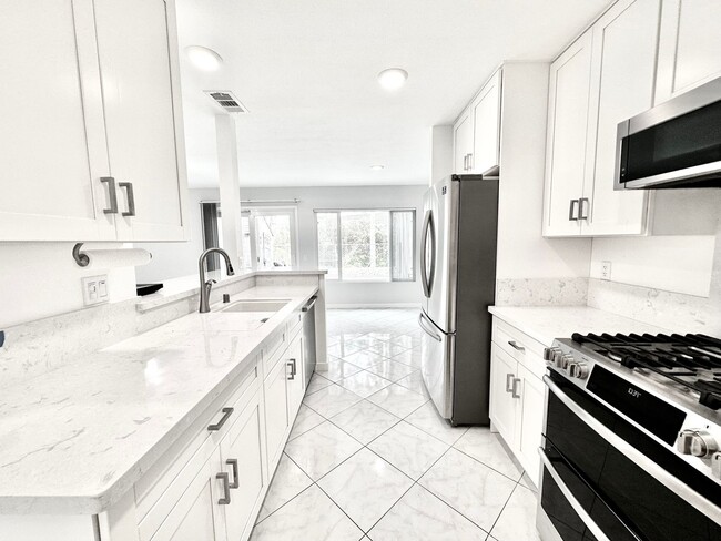 Building Photo - 12175 Wilsey Way