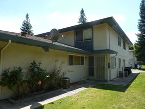 Building Photo - 6434 Auburn Blvd