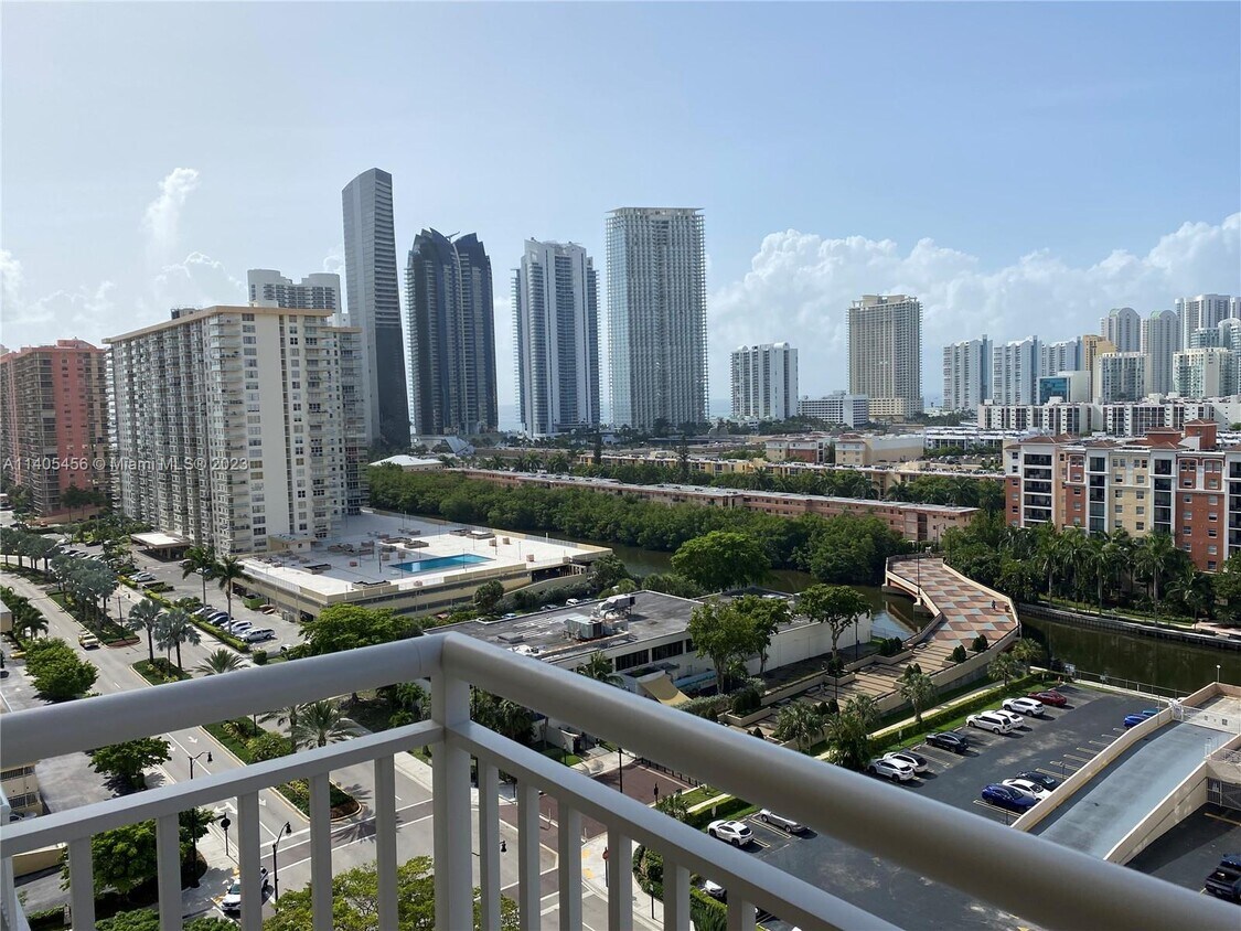251 174th St Unit 1012, Sunny Isles Beach, FL 33160 Condo for Rent in