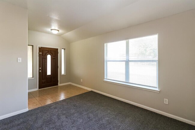 Foto del edificio - 13103 Ridgewood Knoll Ln