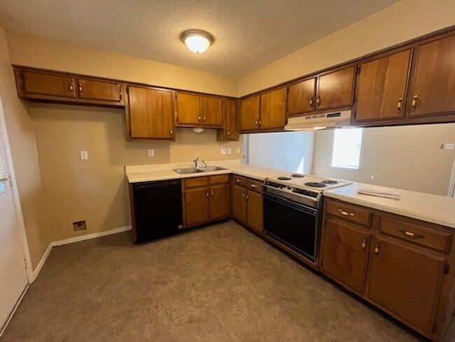 Foto del edificio - Renovated 3 Bedroom 2 Bath Home for Rent!!...