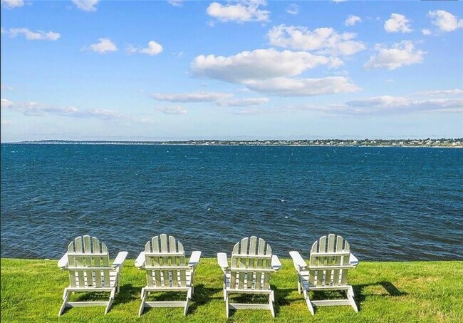 Building Photo - 2 Arnold St