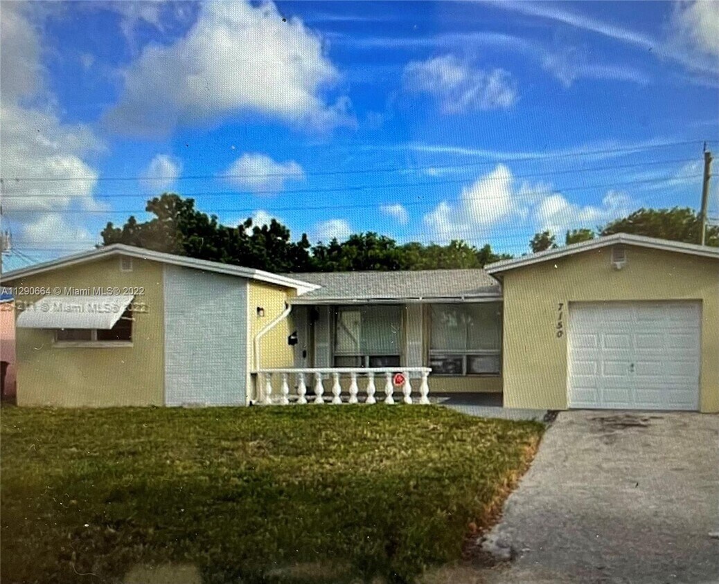 7150 Embassy Blvd, Miramar, FL 33023 House for Rent in Miramar, FL