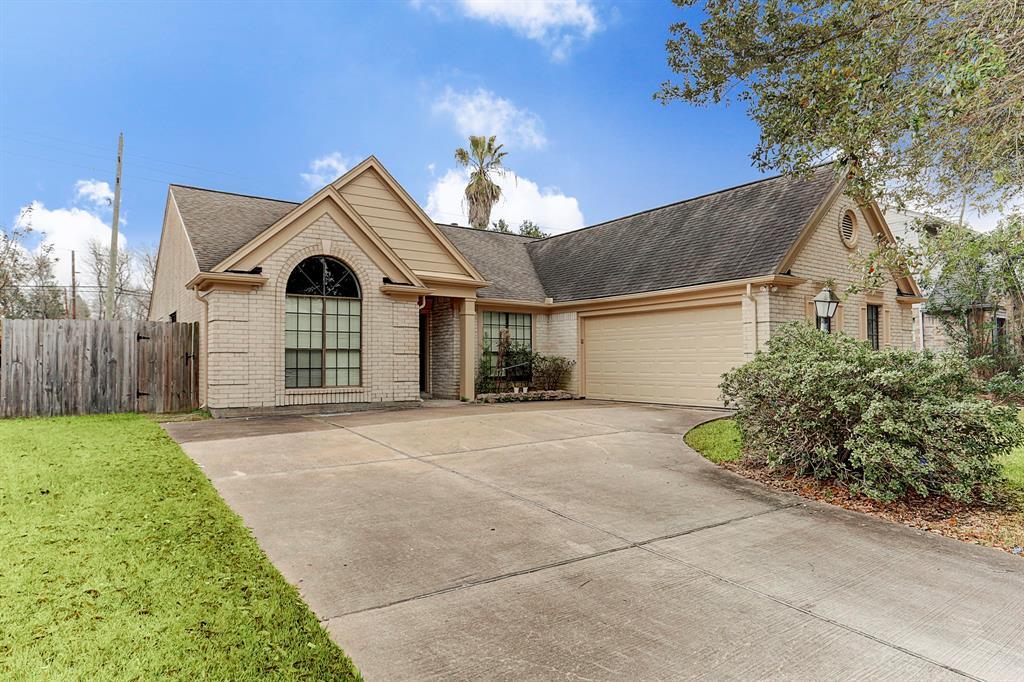 307 E Sutton Square, Stafford, TX 77477 House Rental in Stafford, TX