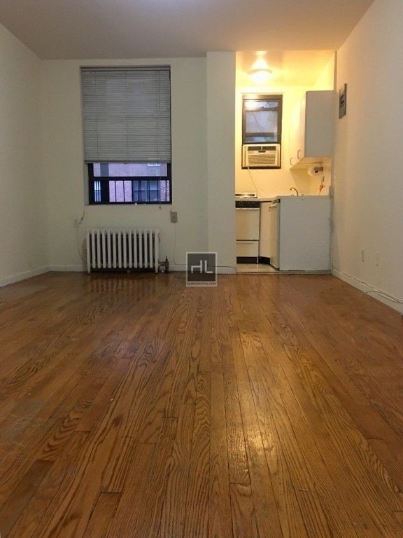 Building Photo - STUDIO + 1 Bathroom Apartment AVAILABLE NOW!