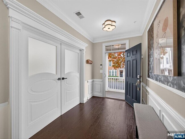 Foto del edificio - 4 Wesmont Drive