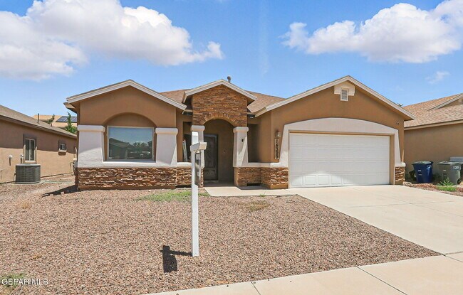 Building Photo - 14329 Owl Point Ave