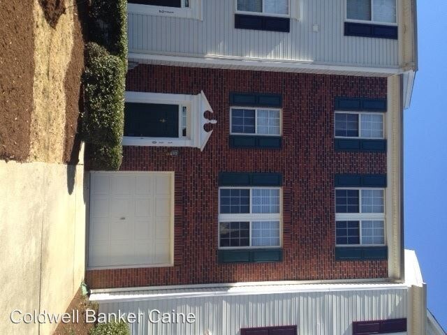 Primary Photo - 2 br, 1.5 bath House - 110 Braxton Place
