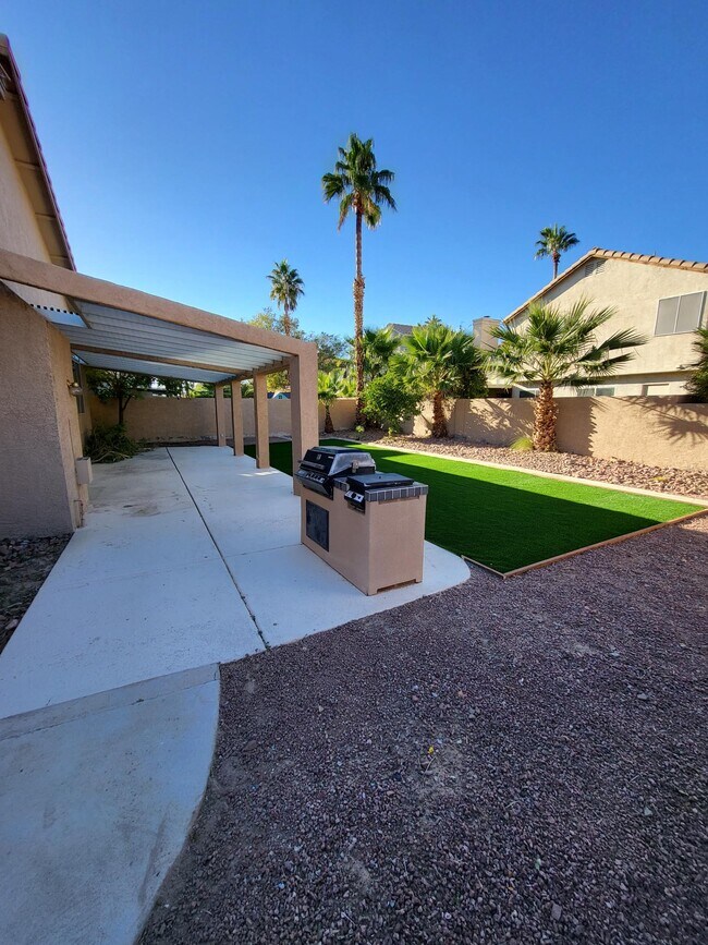 great back yard - 2690 African Violet Ave