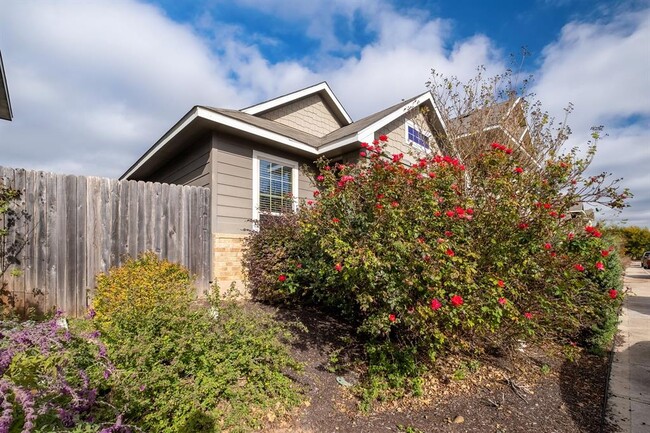 Building Photo - 4614 Esper Ln