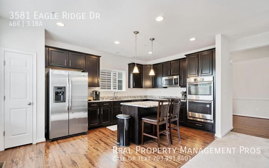 Foto del edificio - 3581 Eagle Ridge Dr