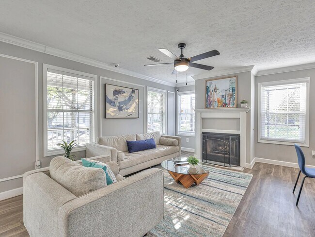 Foto del edificio - 4646 Nolensville Pk