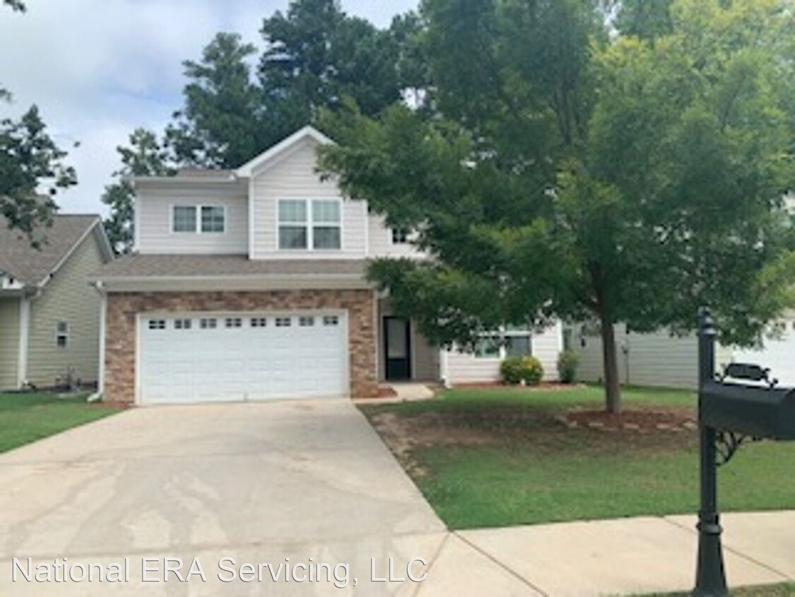 Primary Photo - 4 br, 3 bath House - 76 Black Diamond Dr