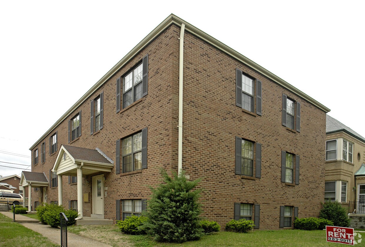 Foto principal - 4269-4271 Bates St
