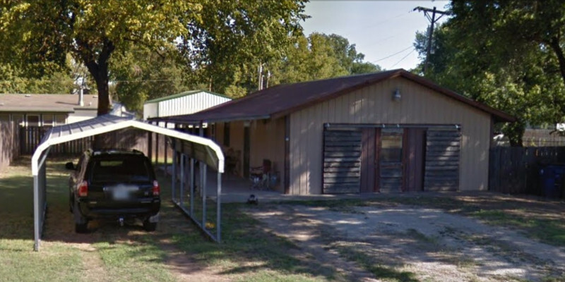 Primary Photo - 312 E. 8th