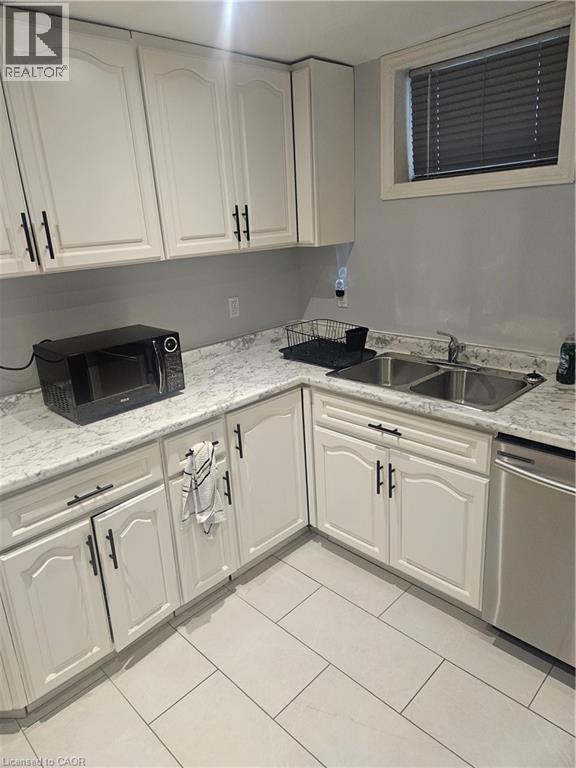 Photo du bâtiment - 101 Steepleridge St