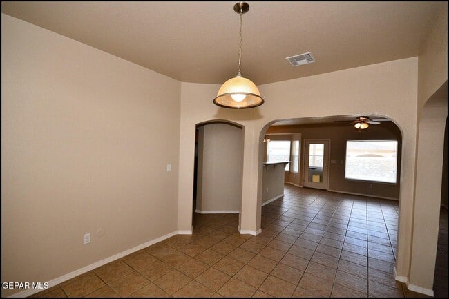 Building Photo - 5806 Redstone Mesa Ct