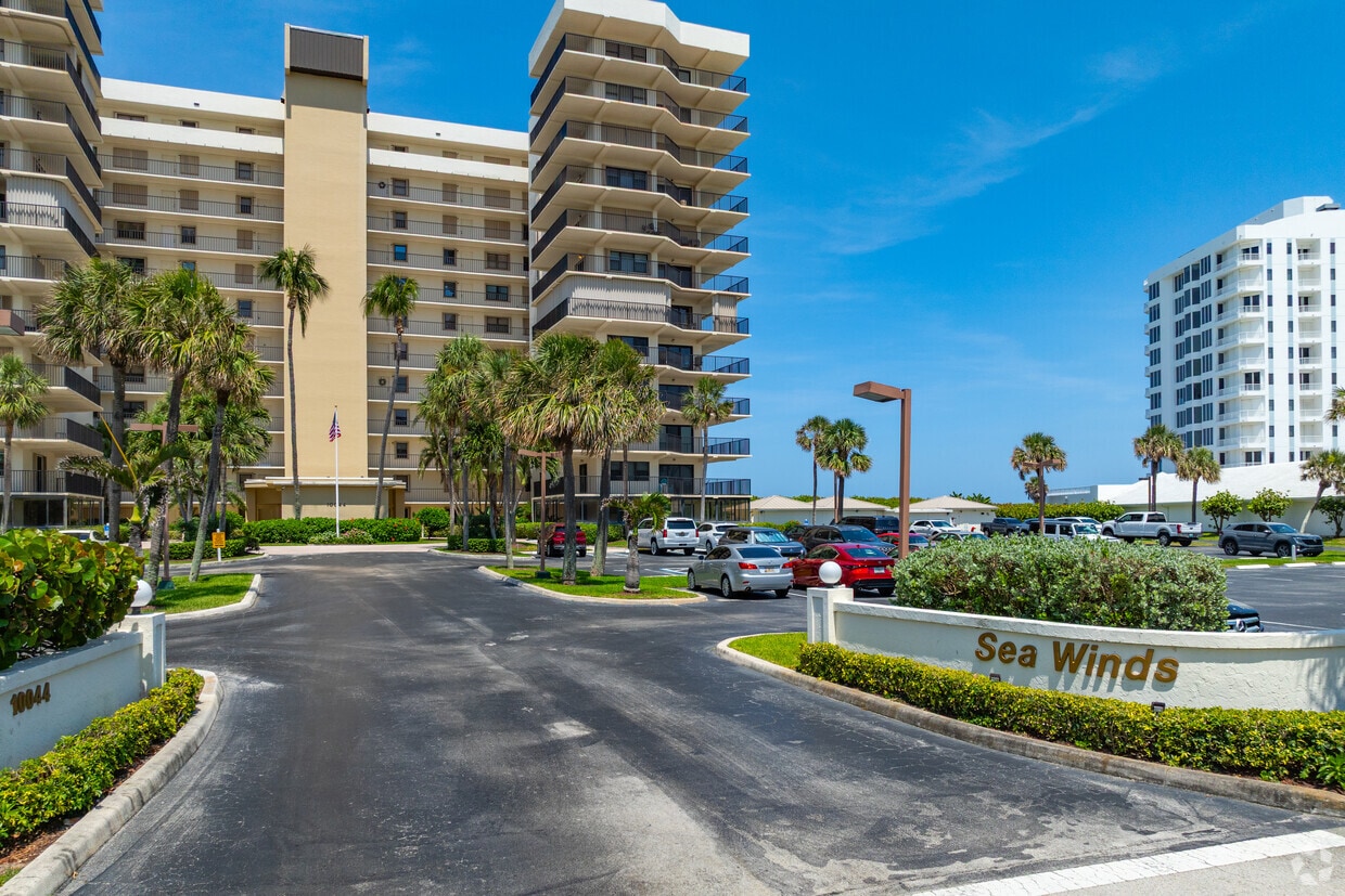 Sea Winds Condominium - 9 Units Available for Rent | Jensen Beach