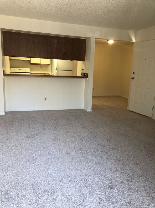 Foto del edificio - 2 bed/2 bath condo in Arvada