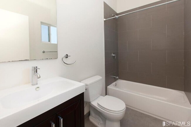 Baño - 311 Potrero Ave