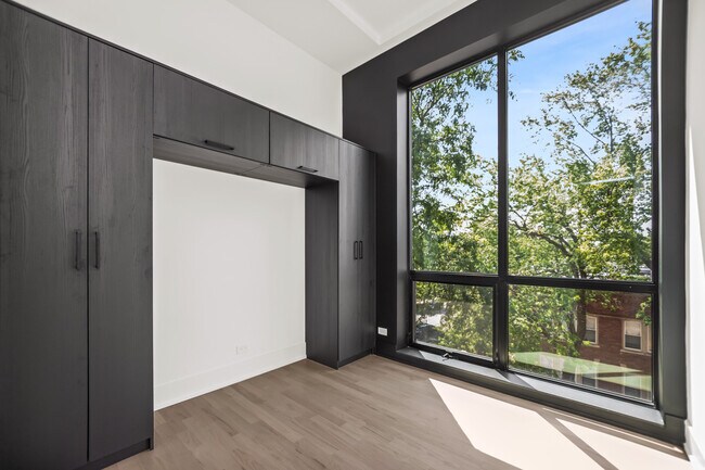 Foto del edificio - 6556 S Minerva Ave