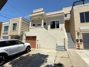 Building Photo - 222 Sadowa St