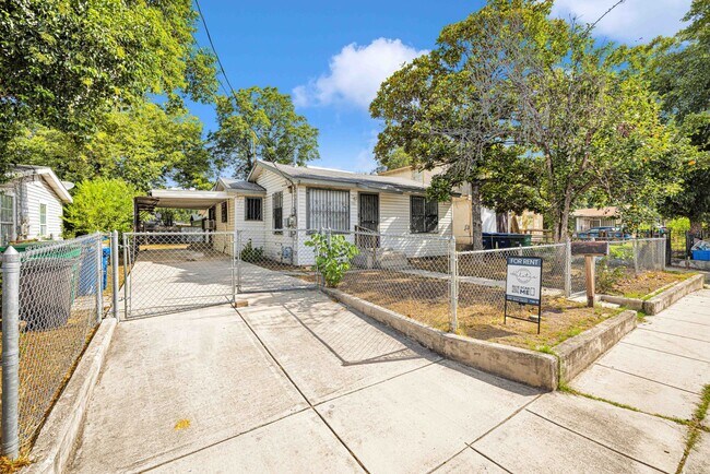 Foto del edificio - Lovely 3/2 in Southside SA for Rent!