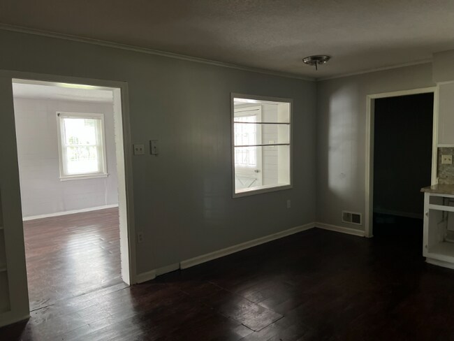 Foto del edificio - 3445 Bradcrest Dr