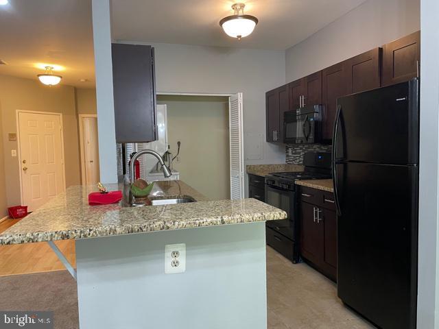Foto del edificio - 6041 Cedar Ct