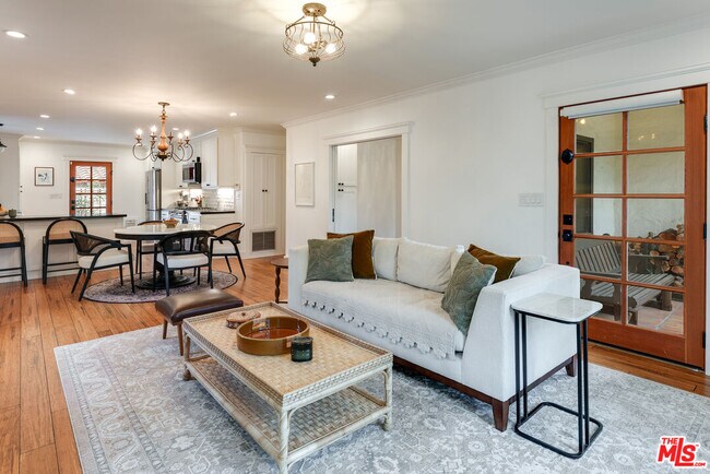 Foto del edificio - 1462 Mentone Ave