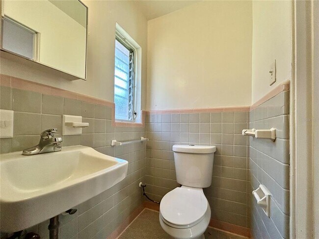 Foto del edificio - 3618 N Scenic Hwy