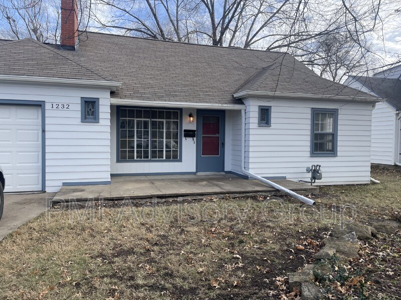 Primary Photo - 1232 SW Saline St
