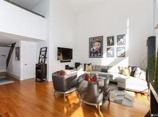 Building Photo - 468 Tehama St