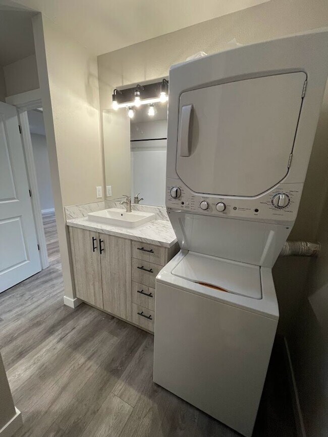 Foto del edificio - Newly Built 1 Bed, 1 Bath House with AC!