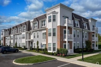 Building Photo - 75 Circle Dr