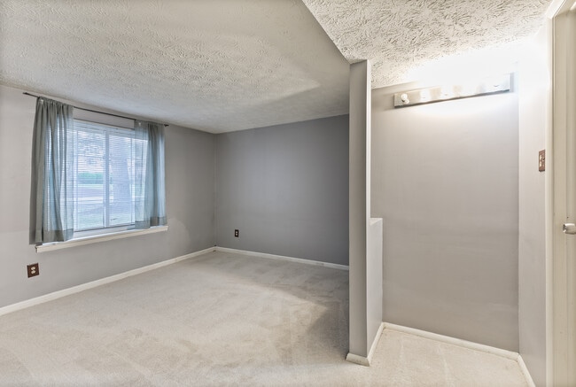 Building Photo - 8386 Brockham Dr