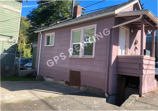 Building Photo - 5236 1/2 11th Ave NE