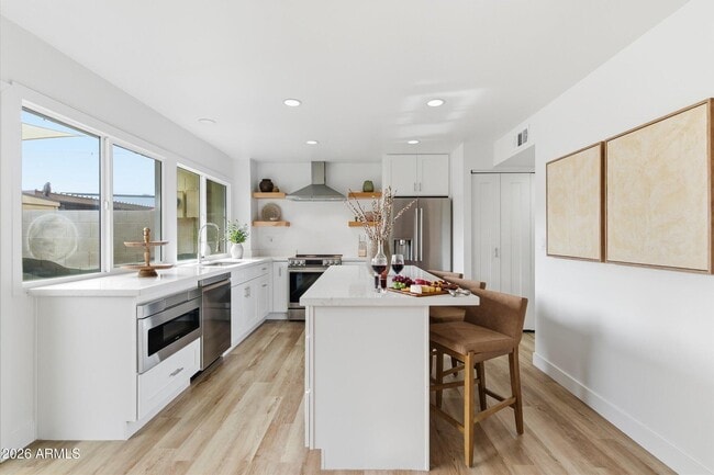 Building Photo - 4308 N Parkway Ave