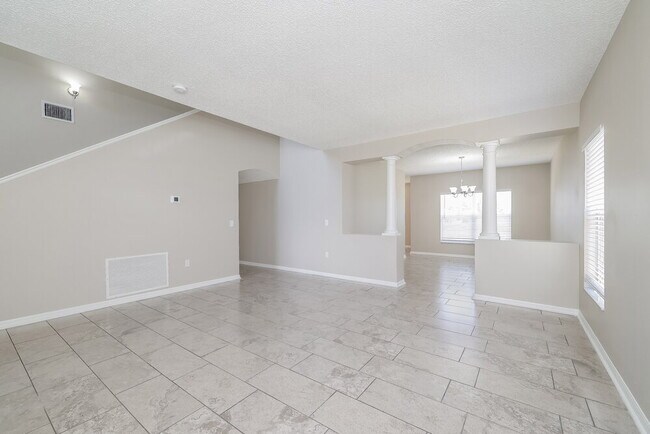 Building Photo - 230 Beckenham Dr